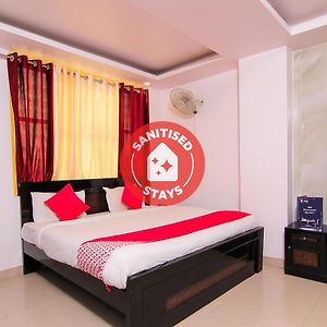 Collection O 4731 Hotel Surya Continental